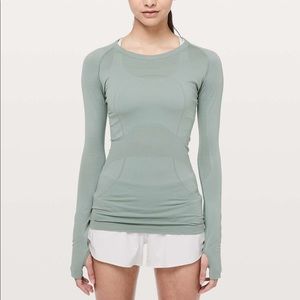 LULULEMON Swiftly Tech Long Sleeve Crew - Size 2